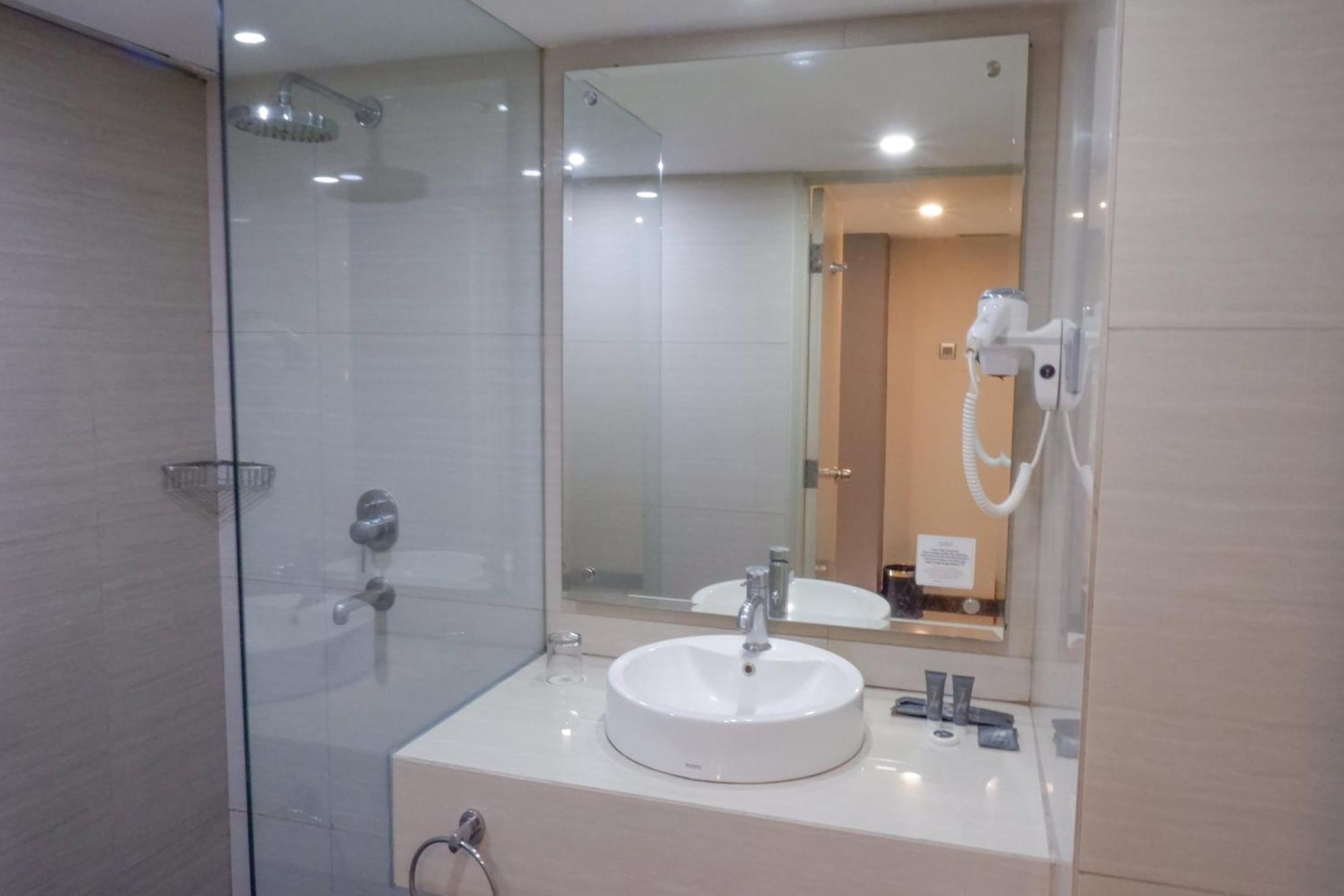 Horison Ultima Bandung Hotel ภายนอก รูปภาพ