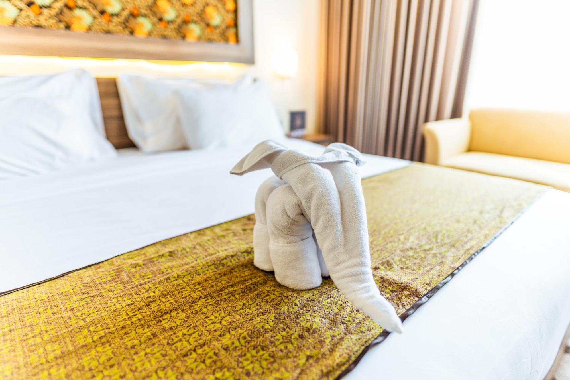 Horison Ultima Bandung Hotel ภายนอก รูปภาพ