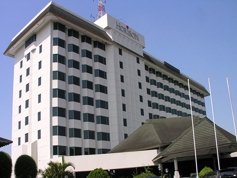 Horison Ultima Bandung Hotel ภายนอก รูปภาพ